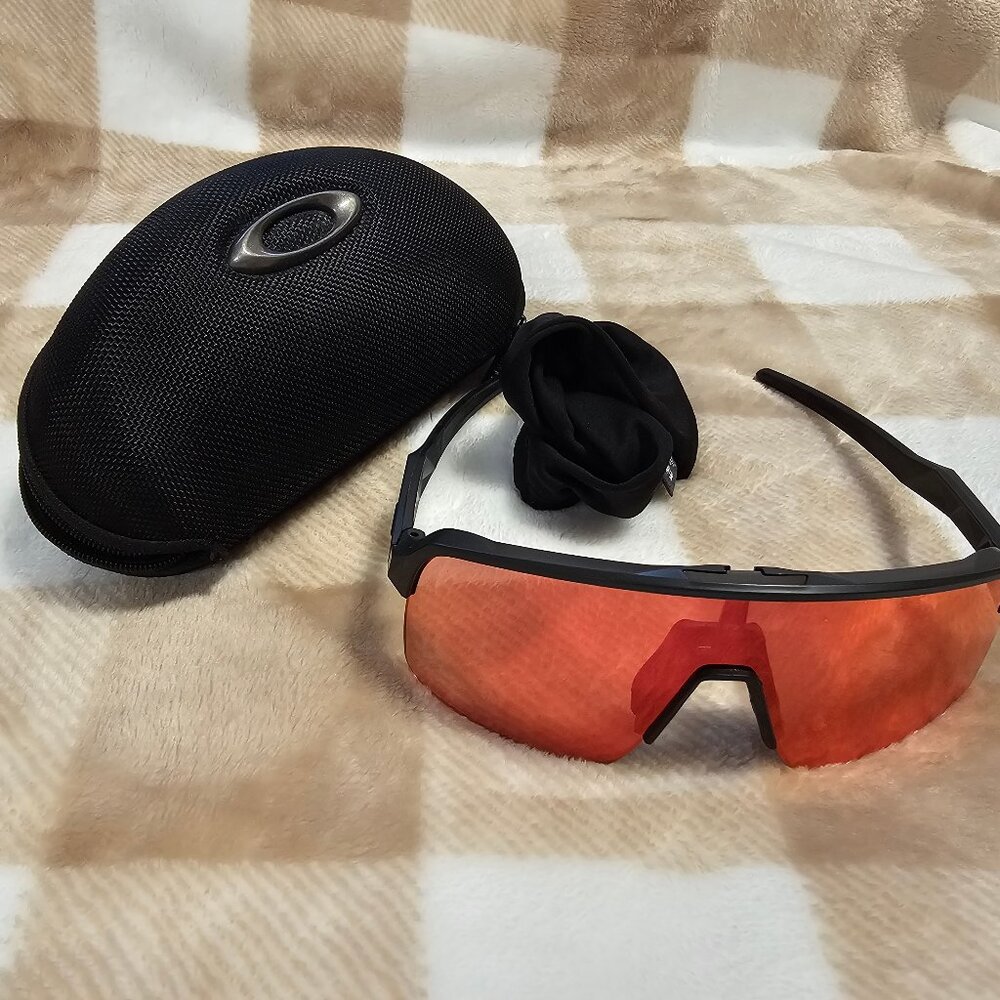 Oakley Sutro Lite Prizm Trail Torch Black Frame